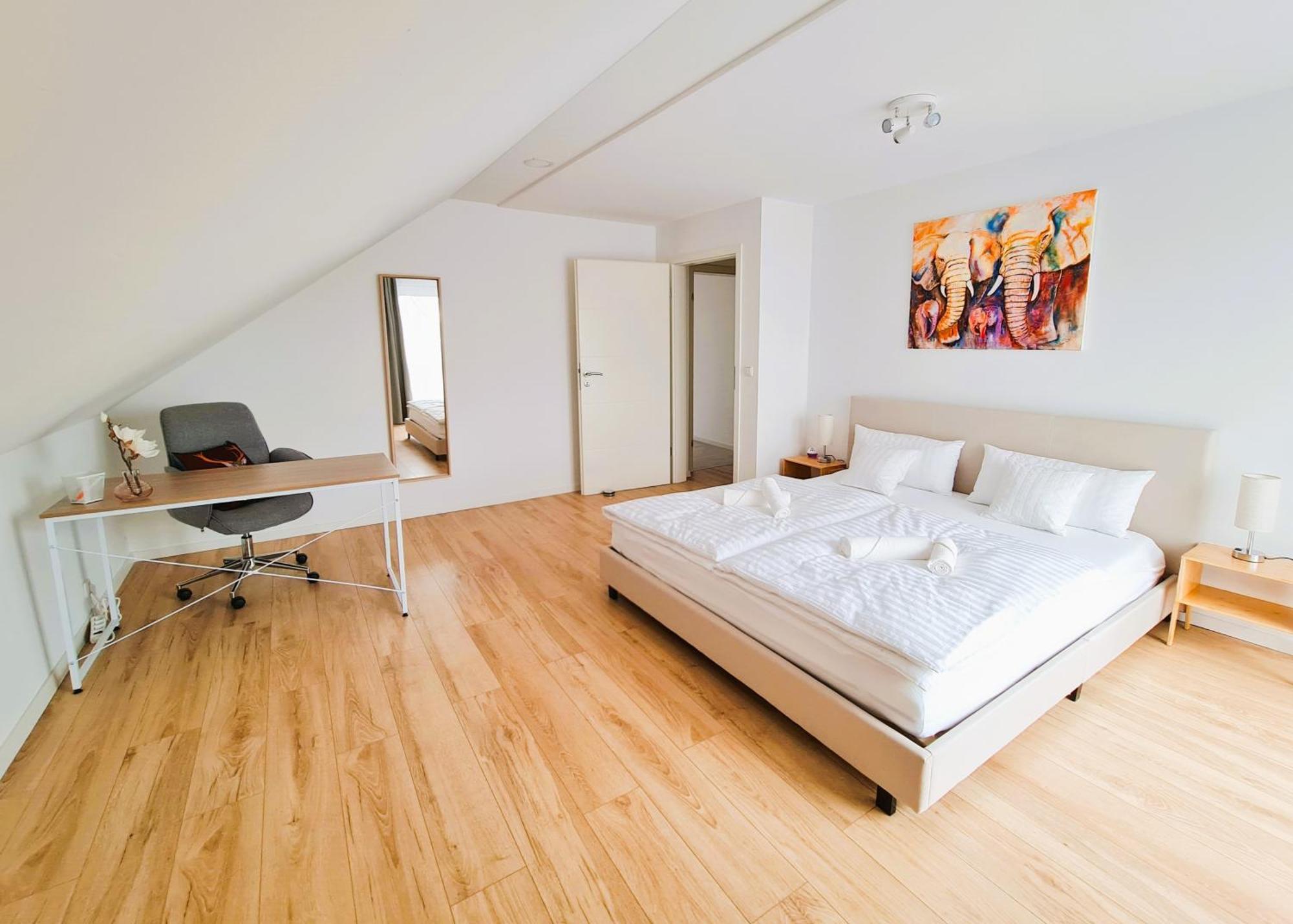 Apartment Naehe Airbus Manching Buitenkant foto